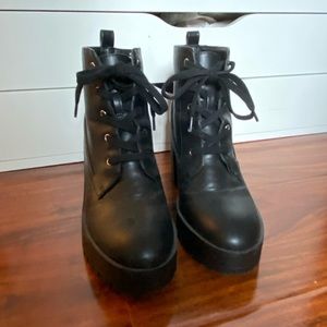 Heeled combat boots